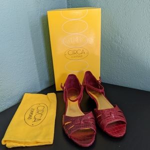 CIRCA Joan & David Wayne medium red patent sandals